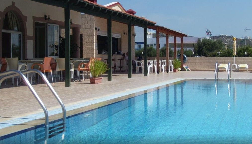 Eleni Hotel Кефалос Экстерьер фото