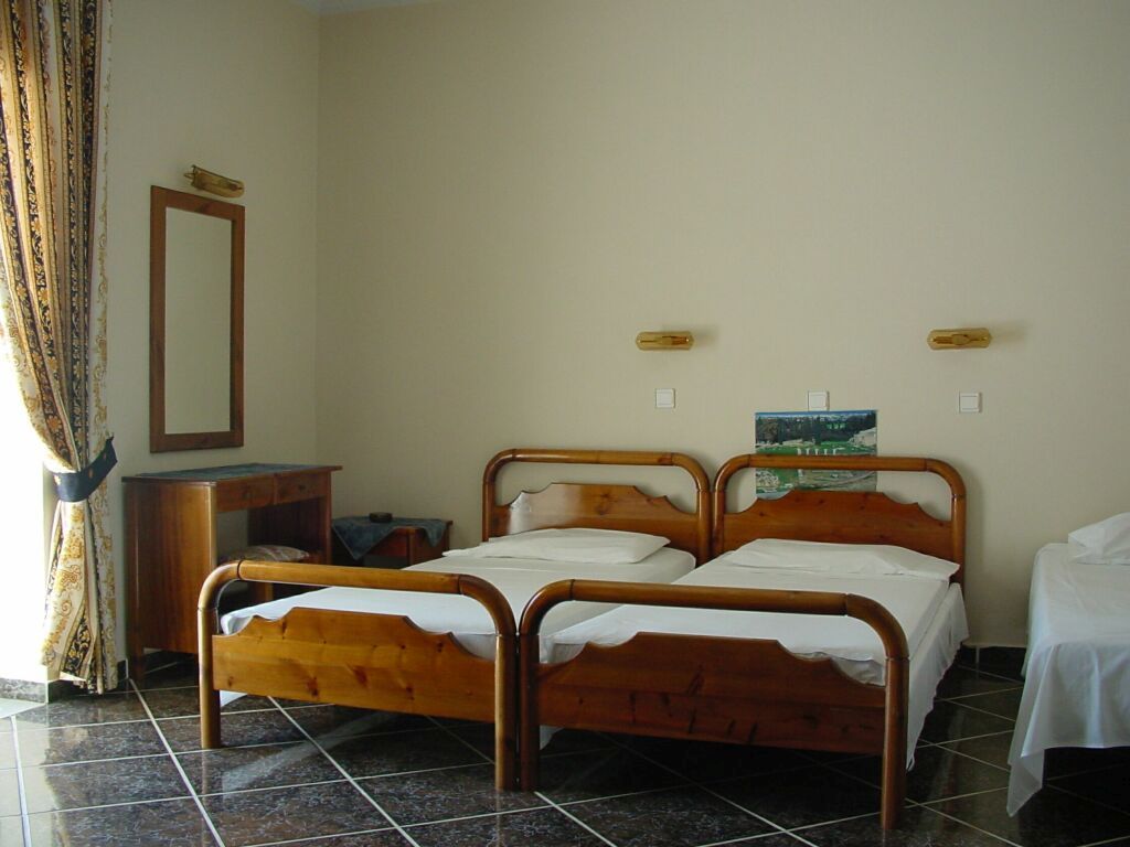 Eleni Hotel Кефалос Экстерьер фото